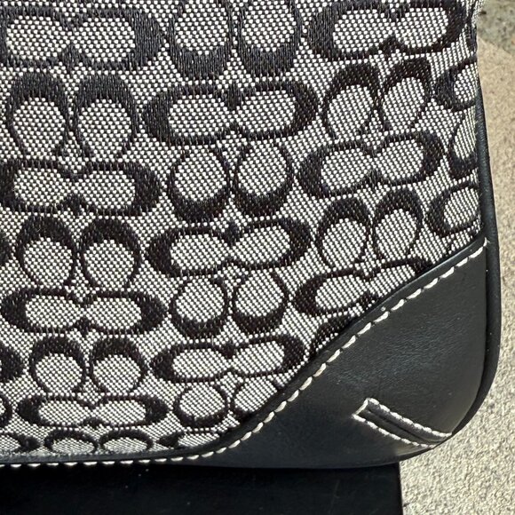 COACH VINTAGE Y2K MONOGRAM CANVAS & LEATHER WRISTLET MINI PURSE CLUTCH BLACK - Picture 4 of 11